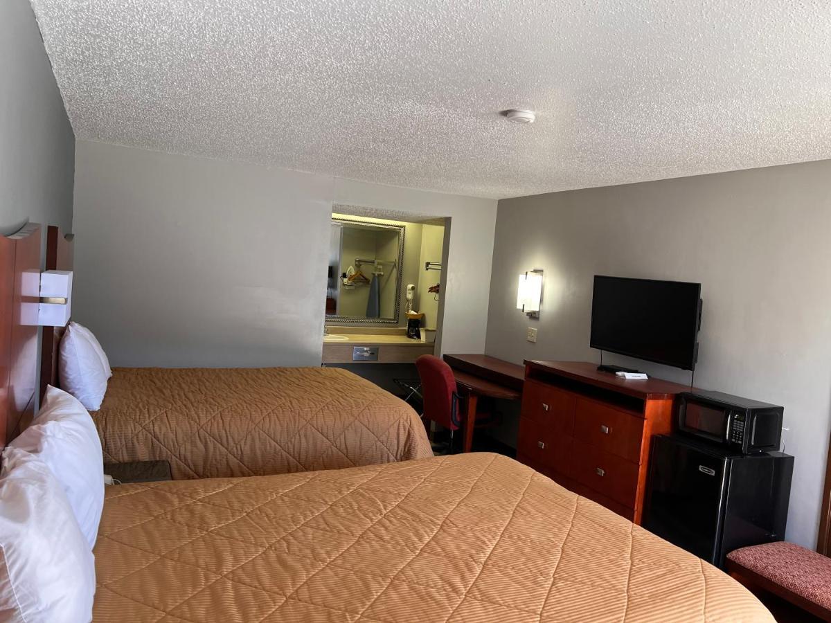 Briarwood Inn Amory Esterno foto